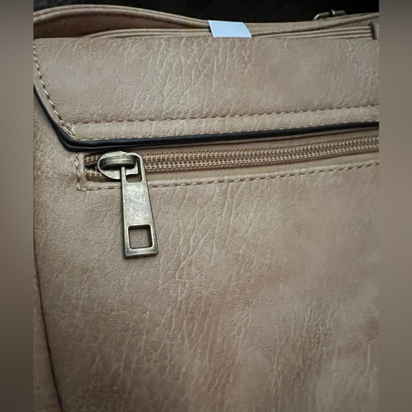 🤎 NWT! Sand Small Flap w/Braid Crossbody - Picture 11 of 12